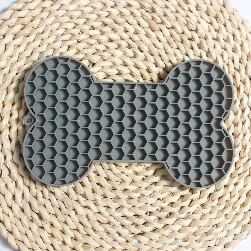 TAPIS DE LECHAGE CHIEN gris