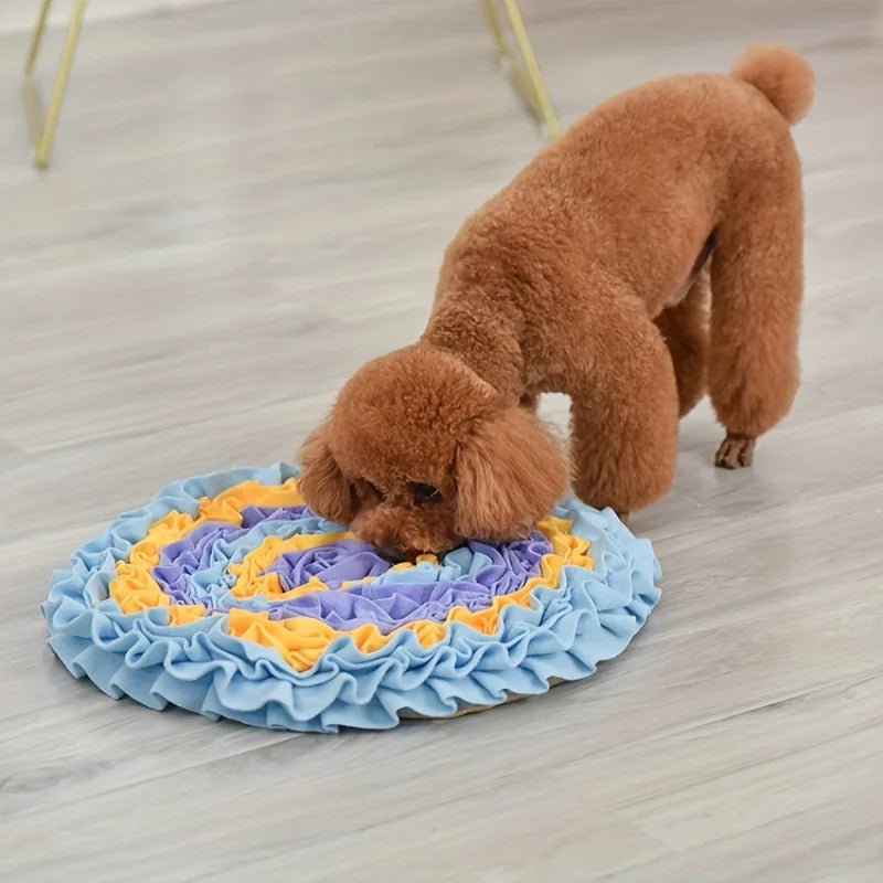 caniche-tapis-de-fouille-chien-rond-tricolore-texture
